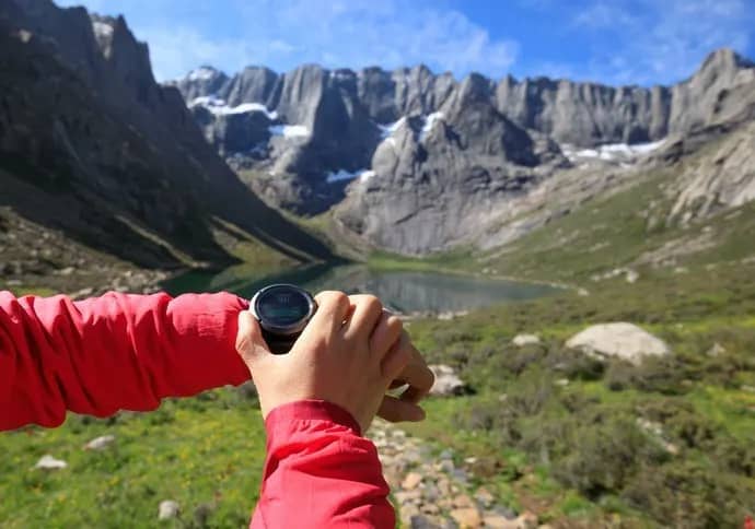 Best Smartwatch for Mountain Biking