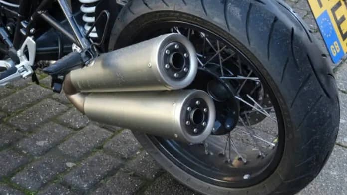 How Hot Do Motorcycle Exhaust Pipes Get